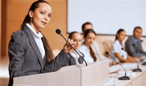 Empowering Your Voice: A Comprehensive Guide to Public Speaking Courses