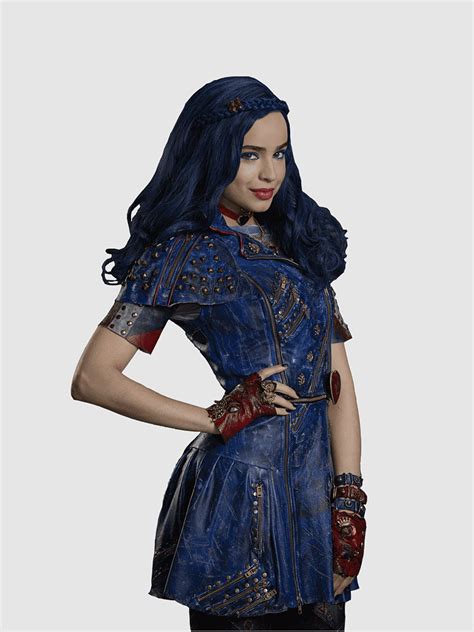 Enchanting Transformation: Unleashing the Wicked Style of Evie in Descendants 2