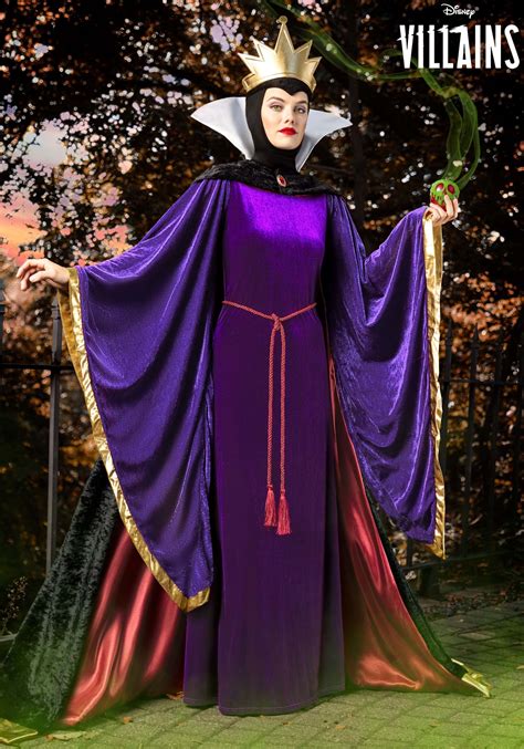 Enchanting Wicked Queen Costume: Embody Snow White's Nemesis