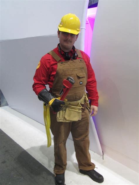 Engineer the Perfect Team Fortress 2 Cosplay: A Comprehensive Guide