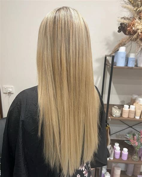 Enhance Your Beauty with 24 Inch Hair Extensions