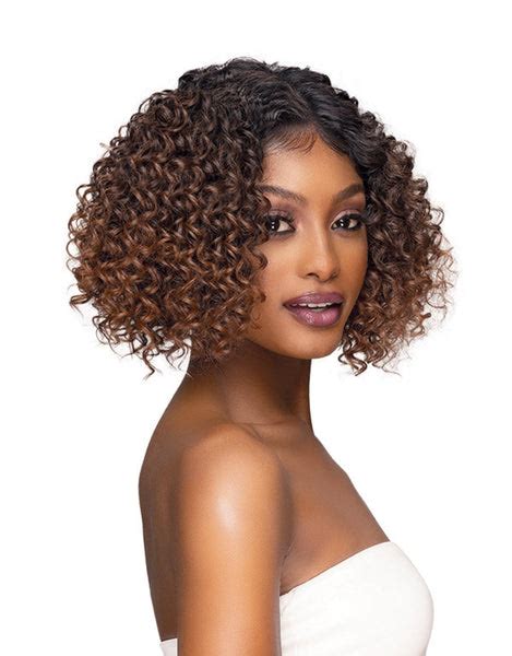 Enhance Your Look with the Premium 13x6 Synthetic Lace Front Wig