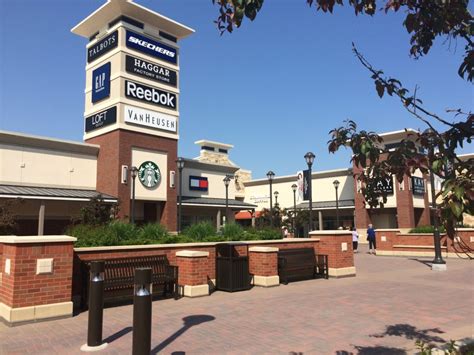 Escape to Eagan Minnesota Outlet Mall: A Shopper's Paradise