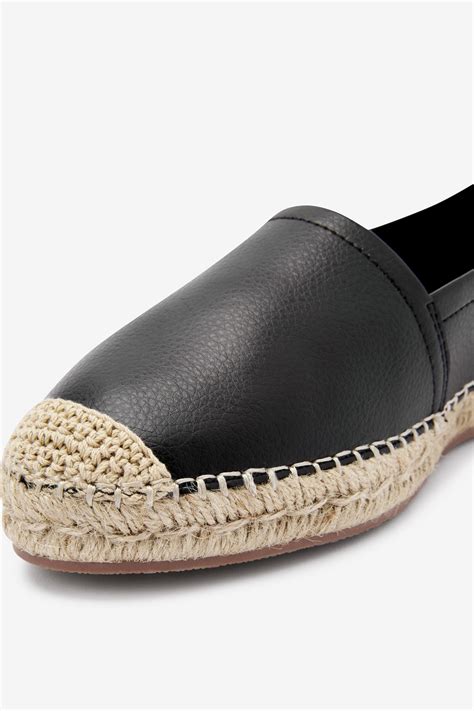 Espadrille Tennis Shoes: A Guide to Comfort and Style