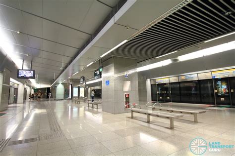 Esplanade MRT Station: Your Gateway to the Arts and Culture Hub