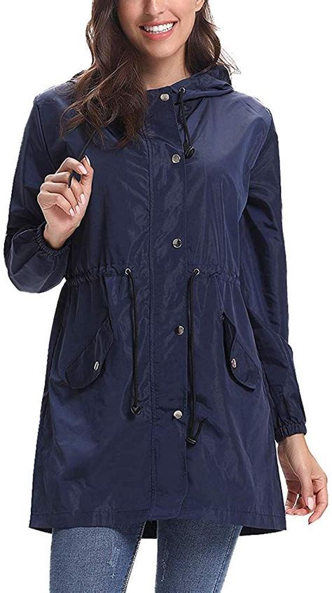 Essential Guide to Hooded Raincoats for Women: Style and Protection from Mother Nature