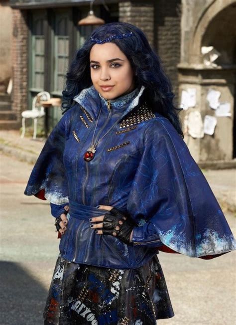 Evie from Descendants: A Style Icon and Role Model