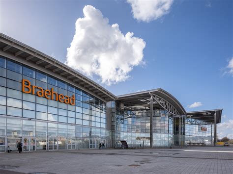 Exceptional Shopping Experience: A Retail Destination