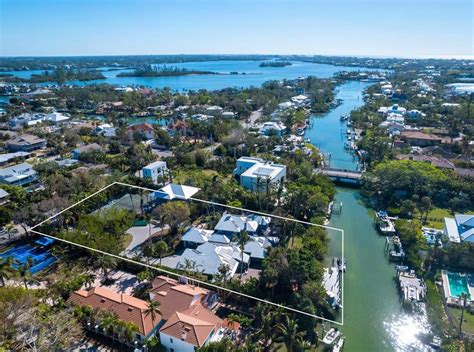 Exclusive Waterfront Living on Siesta Key