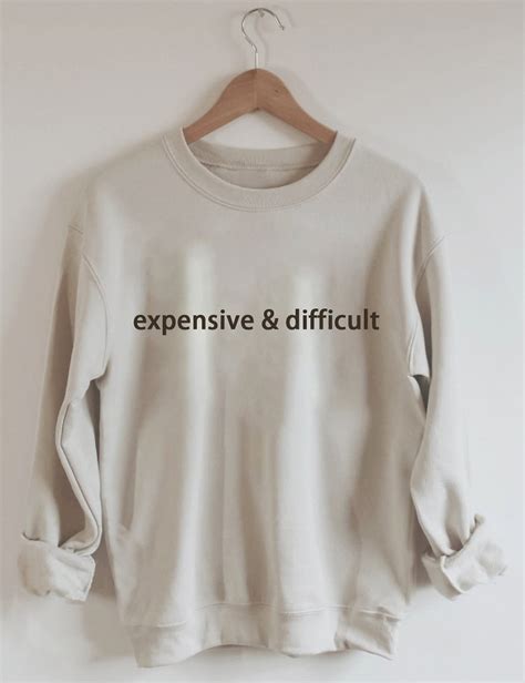 Expensive and Difficult Sweatshirts: A Paradox in the Fashion Industry