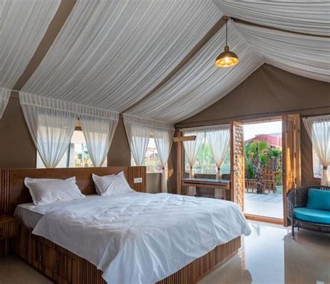 Experience Unparalleled Comfort and Luxury with the Bushbuck Tent