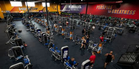 Experience the Crunch Fitness Phenomenon: A Gym that Exceeds Expectations