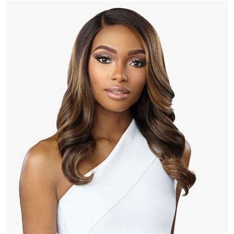 Experience the Unmatched Beauty of Blend Human Hair
