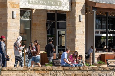 Experience the Vibrant Social Scene at South Alabama: A Guide to Clubs, Organizations, and Events