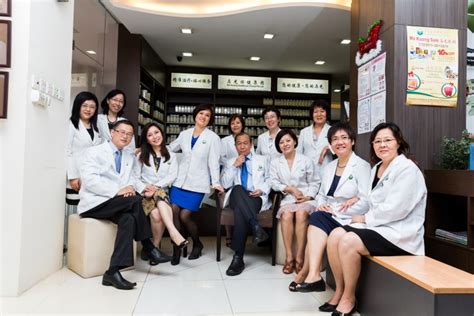 Experienced and skilled TCM physicians: