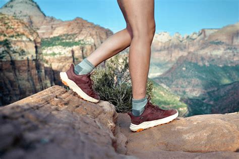 Explore Trails in Ultralight Comfort: A Comprehensive Guide to Lightweight Hiking Shoes