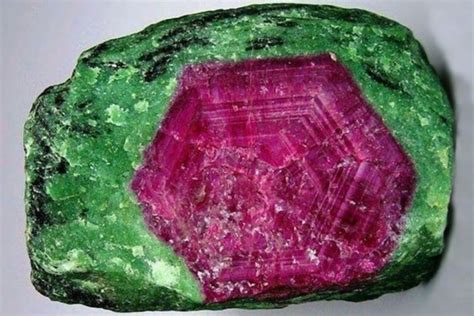 Explore the Enigmatic Fuchsite Ruby: 7 Intriguing Meanings and Properties