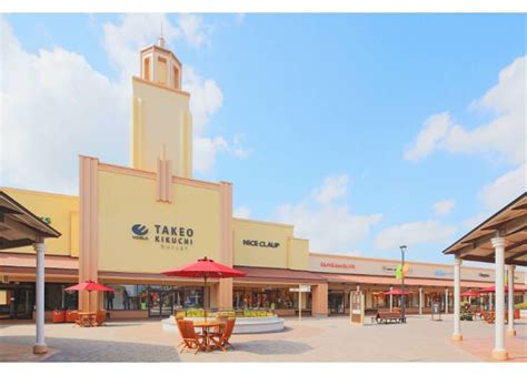 Explore the Gateway to Factory Outlet Heaven