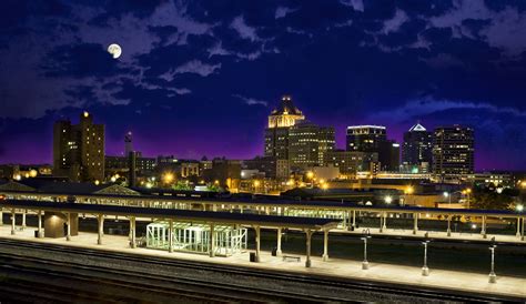 Explore the Vibrant City of Greensboro: A Guide to Nightlife and Entertainment