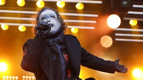 Exploring the Market for Corey Taylor Masks