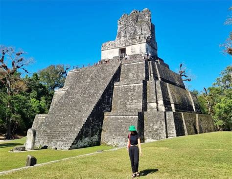 Exploring the Maya Head