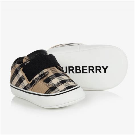 Exquisite Elegance: A Comprehensive Guide to Burberry Baby Boy Shoes