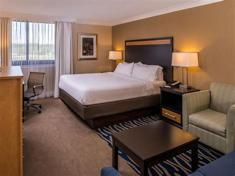 Extended-Stay Comfort in Spacious Suites