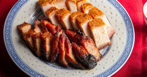 Extensive selection of Cantonese roast meats: