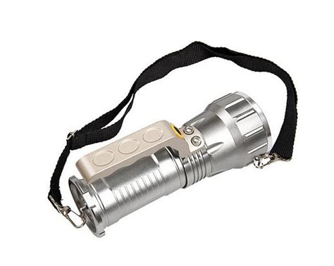 External DASHpower Aluminium Flashlight included PDF