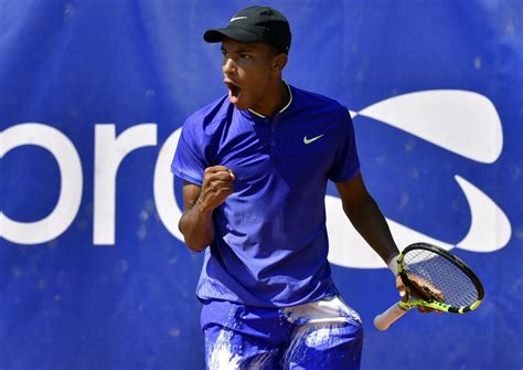 Félix Auger-Aliassime : Un phénomène du tennis canadien