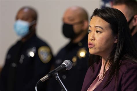 FBI Raids Oakland Mayor's Office: Investigation into Corruption Allegations