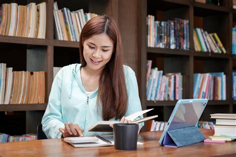 Faculdade de Contabilidade: Quantos Anos e as Oportunidades Infinitas