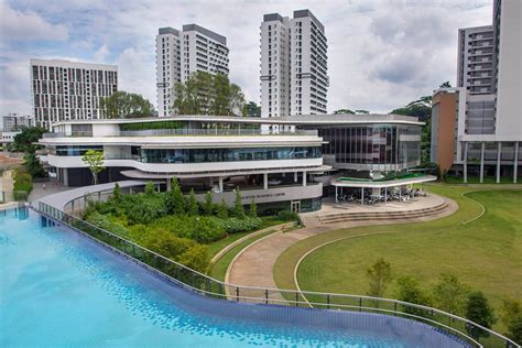 Faculty of Veterinary Medicine at the National University of Singapore (NUS)