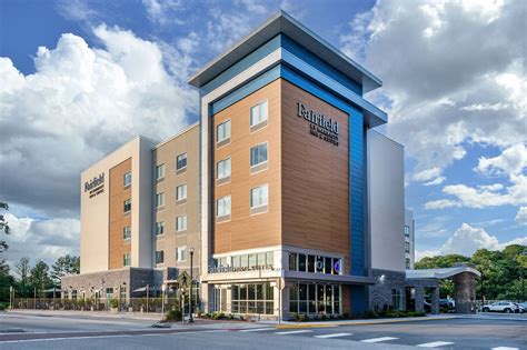 Fairfield Inn & Suites Tampa Fairgrounds/Casino: Your Gateway to Excitement and Convenience