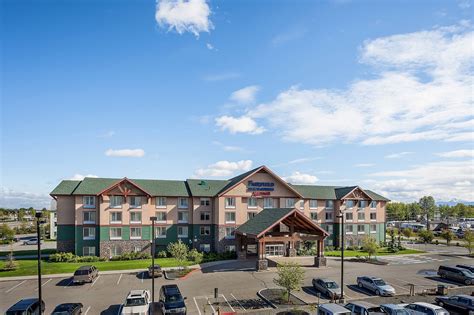 Fairfield Inn Anchorage AK: 10,000 Reasons to Stay