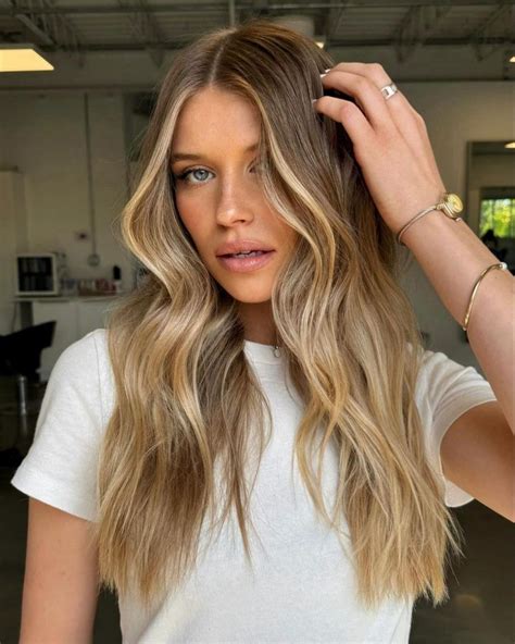 Fall Hair Colors for Blondes: 10 Stunning Shades to Enhance Your Look