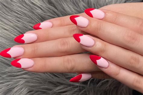 Fall in Love with Valentine's Day Fingernails: A Comprehensive Guide