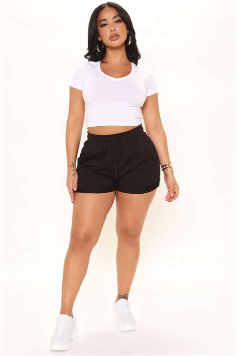 Fashion Nova Shorts: A Comprehensive Guide to Style, Fit, and Shopping