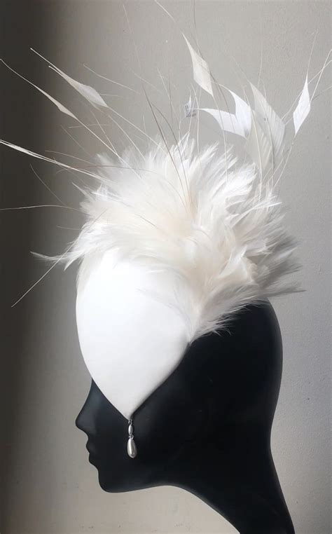 Feather Hats: A Timeless Statement of Style and Fashion