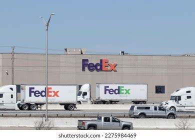 Federal Express Stock: 2023 Outlook