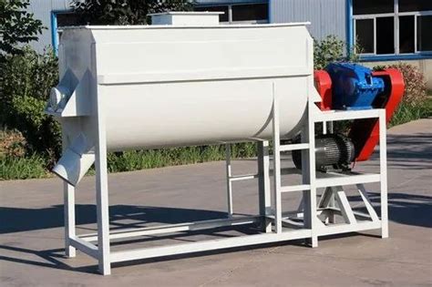 Feed Horizontal Mixer: A Comprehensive Guide to 10,000-Pound Capacity Models