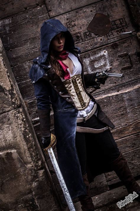 Female Assassin Cosplay