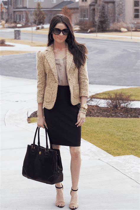 Female Interview Clothes That Will Make You Stand Out