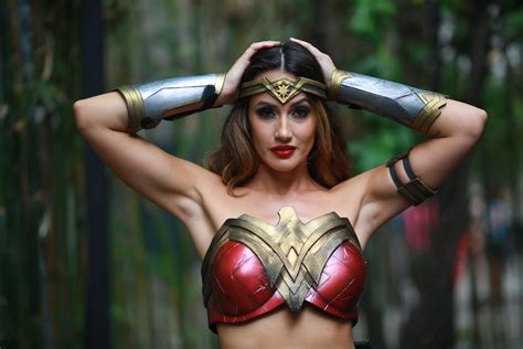 Female Warrior Cosplay: Embracing Strength and Empowerment