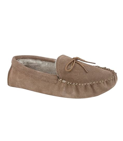 Find the Dreamiest 3 Moccasin Slippers for Men