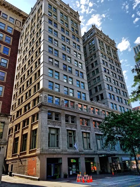 First National Bank Tower: Omaha, Nebraska's Icon of Progress