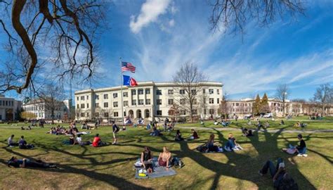 First-Year Requirements at American University: A Comprehensive Guide