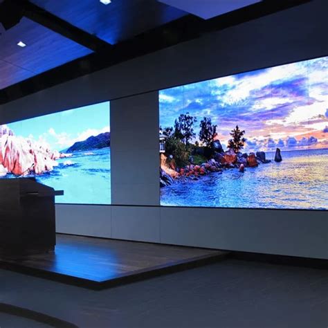 Flat Panel LED: 30,000+ Pixels of Immersive Visuals