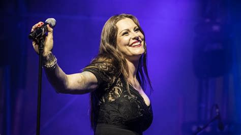 Floor Jansen Strijd, una voce straordinaria nel mondo del metal