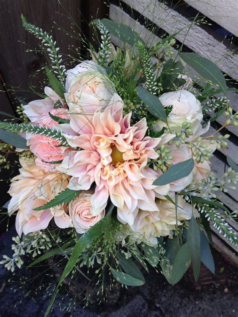 Floral Bouquets: